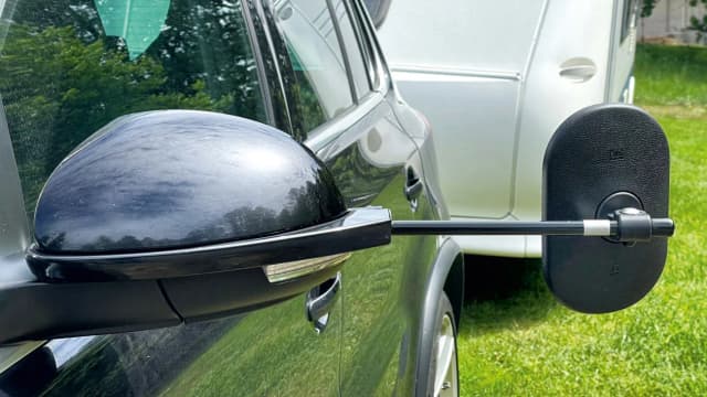 Jakie lusterka do holowania przyczepy zapewnią bezpieczeństwo i widoczność Jakie lusterka do holowania przyczepy zapewnią bezpieczeństwo i widoczność